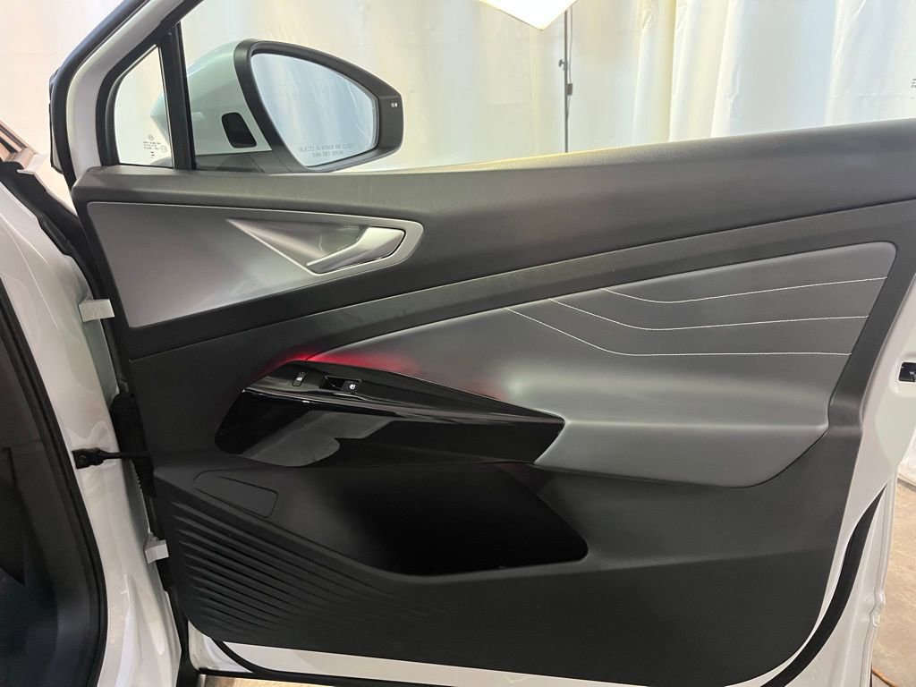 Used 2023 Volkswagen ID.4 Pro S image 11