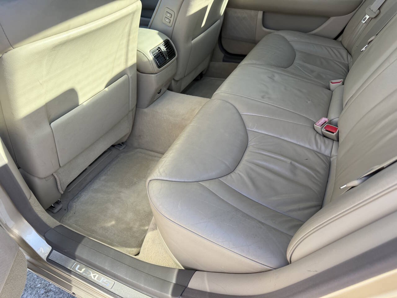 Used 2002 Lexus LS 430 RWD image 44