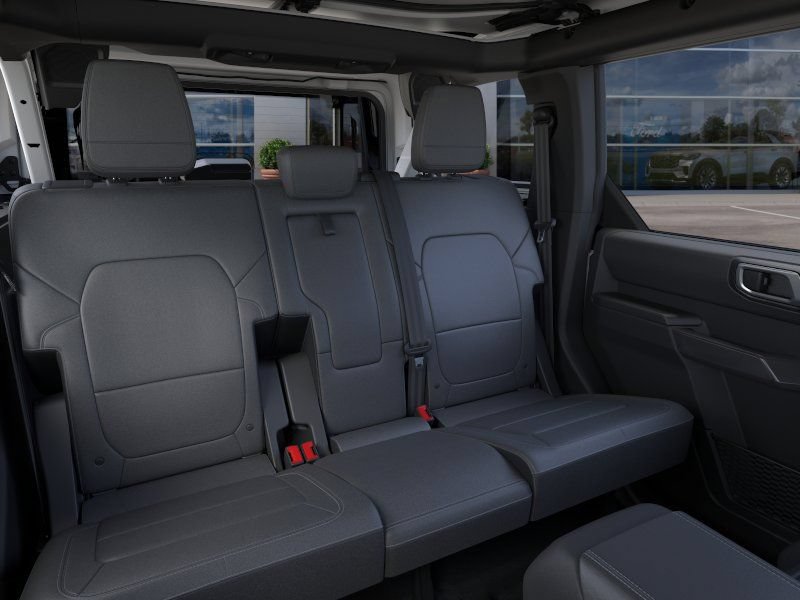 New 2026 Ford Bronco Outer Banks AWD/4WD image 3