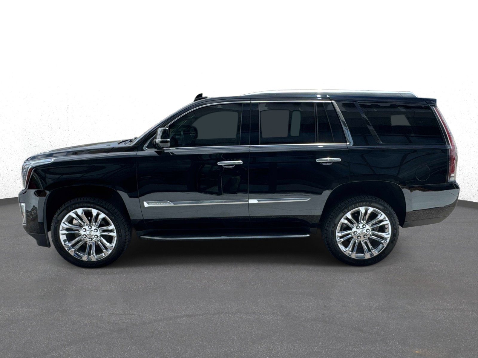 Used 2018 Cadillac Escalade Premium Luxury w/ LPO, Radiant Package RWD image 6