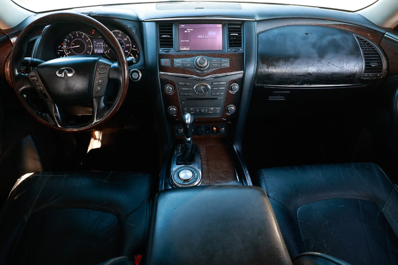 Used 2012 INFINITI QX56 2WD w/ Deluxe Touring Pkg image 21