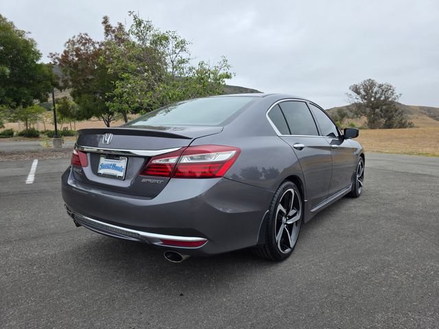 Used 2016 Honda Accord Sport image 7