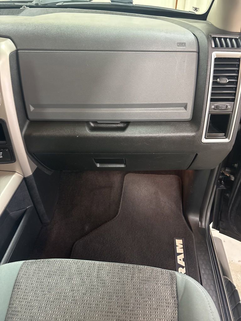 Used 2014 RAM 1500 Big Horn image 28