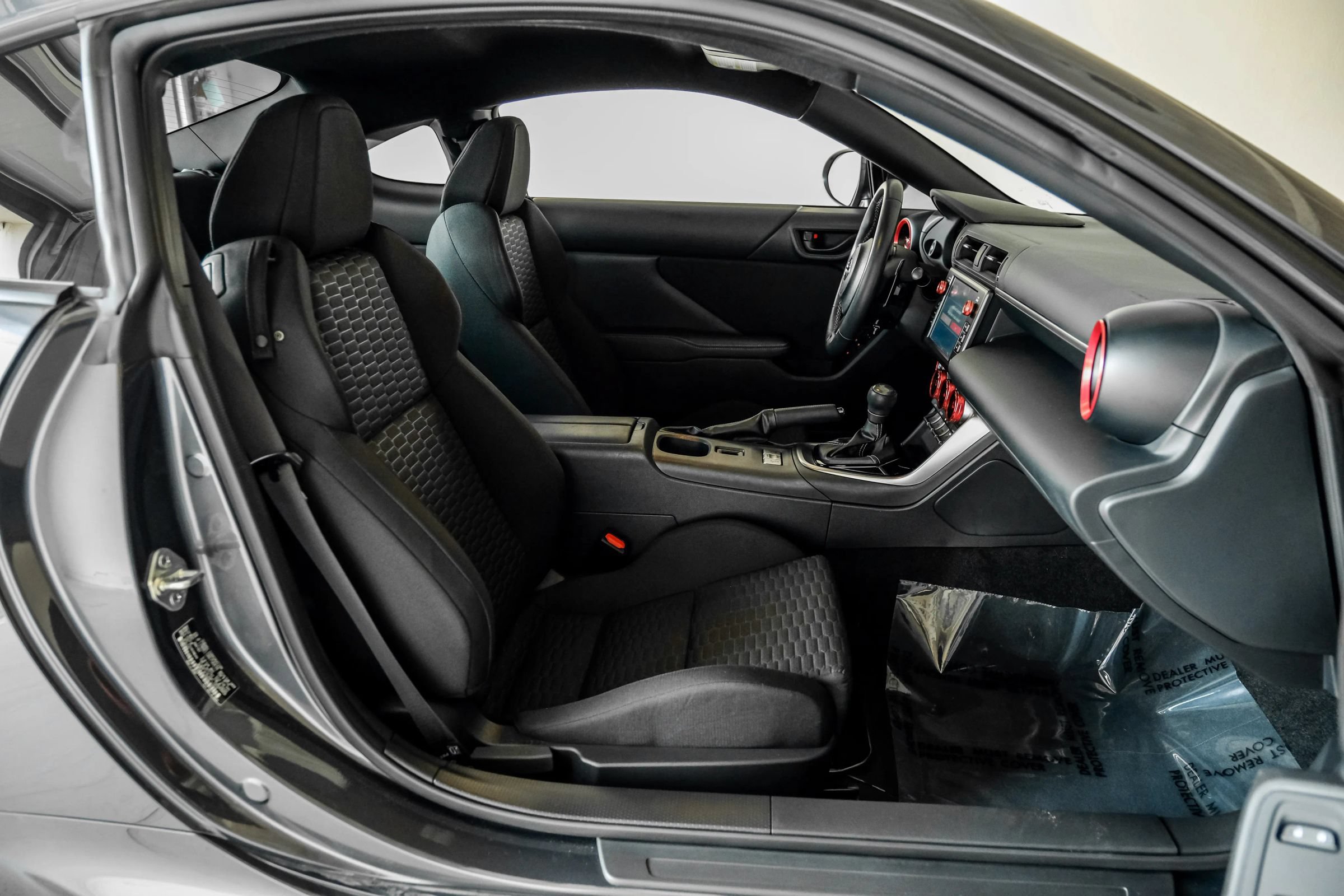 Used 2024 Toyota GR86 RWD image 30