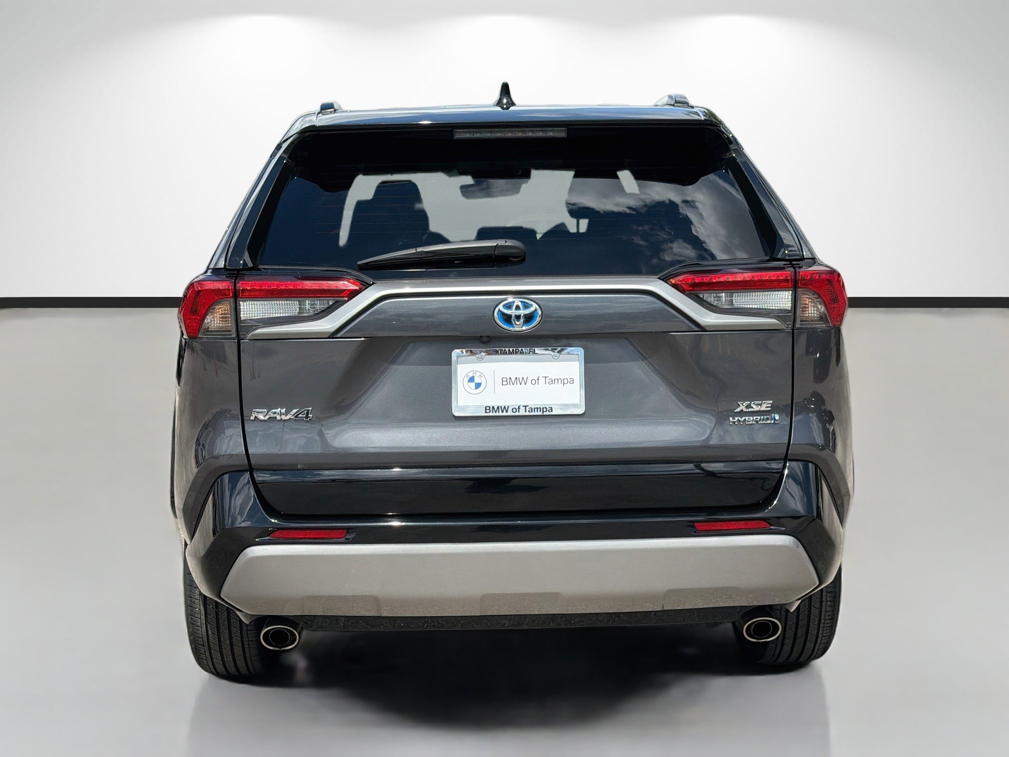 Used 2023 Toyota RAV4 XSE w/ XSE Grade Weather Package AWD/4WD image 4