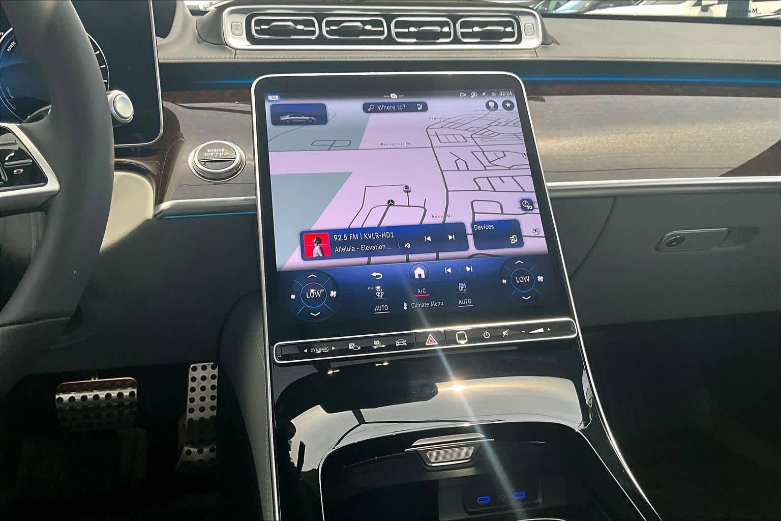 New 2026 Mercedes-Benz S 580e 4MATIC Sedan image 9