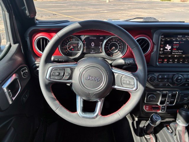 Used 2023 Jeep Gladiator Rubicon w/ LED Lighting Group AWD/4WD image 14