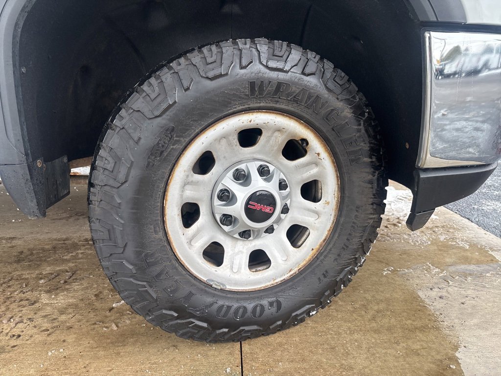 Used 2020 GMC Sierra 3500 4x4 Crew Cab w/ Fleet Convenience Package image 31