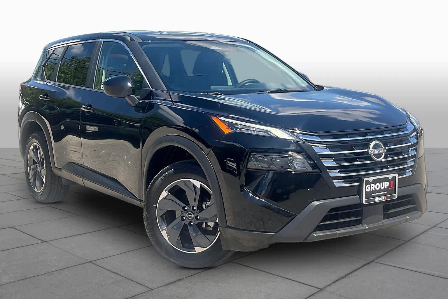 Used 2025 Nissan Rogue SV FWD image 3