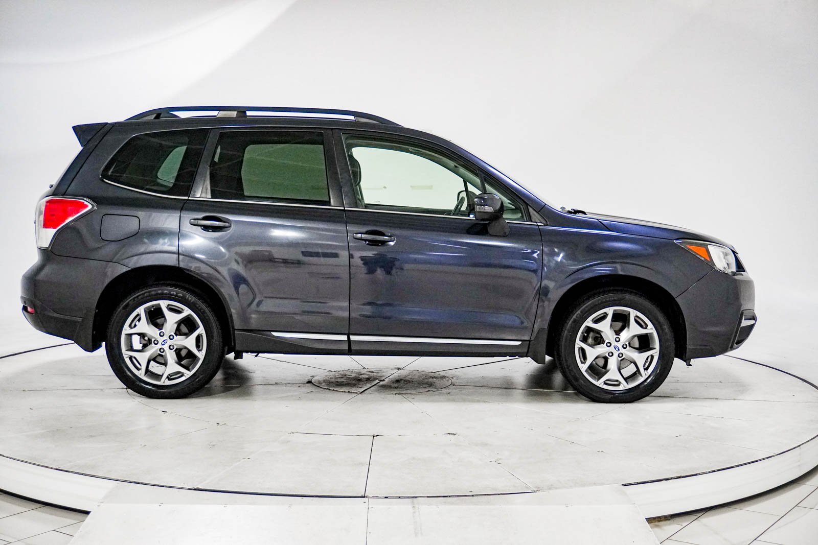 Used 2018 Subaru Forester 2.5i Touring image 12