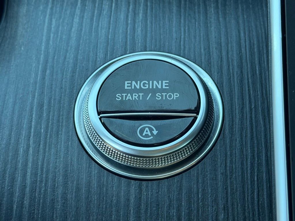 Used 2022 Mercedes-Benz C 300 4MATIC Sedan image 26