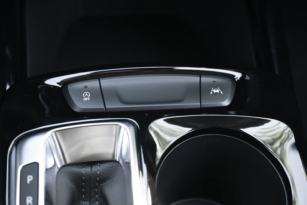 New 2026 Chevrolet Trax LT w/ LPO, Blackout Package FWD image 27