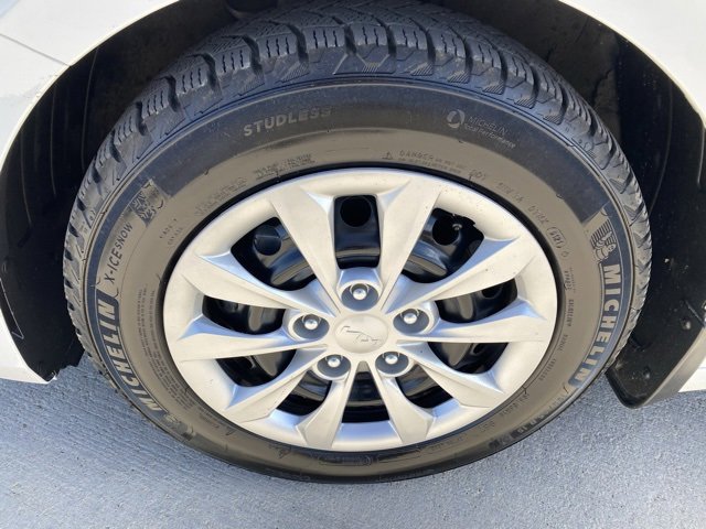 Used 2022 Kia Forte Sedan image 22