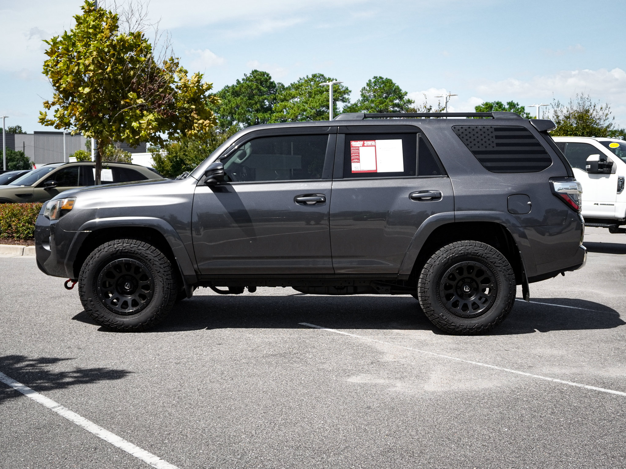 Used 2017 Toyota 4Runner SR5 Premium AWD/4WD image 7