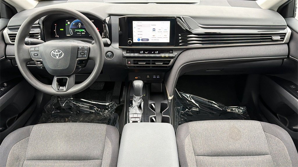 Certified 2025 Toyota Camry LE image 25