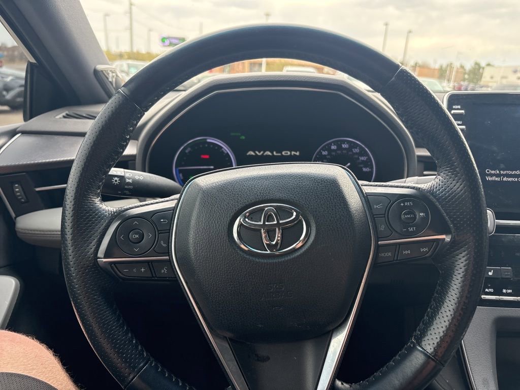 Used 2019 Toyota Avalon XSE w/ Protection Package FWD image 15
