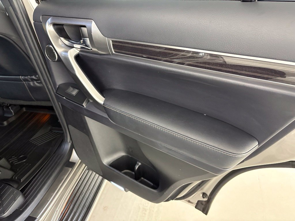 Used 2023 Lexus GX 460 Premium w/ Premium Plus Package AWD/4WD image 43