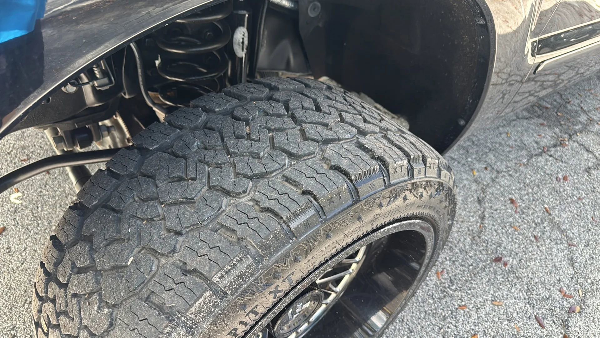 Used 2016 Ford F250 Platinum w/ FX4 Off-Road Package image 37