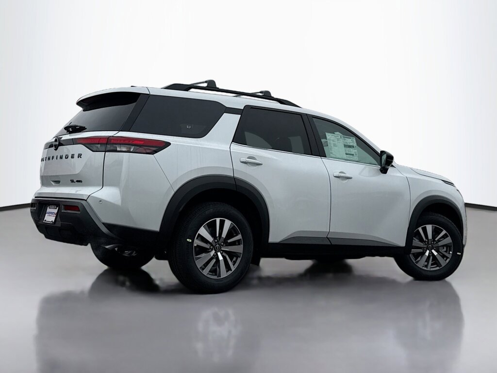 New 2026 Nissan Pathfinder SL AWD/4WD image 2