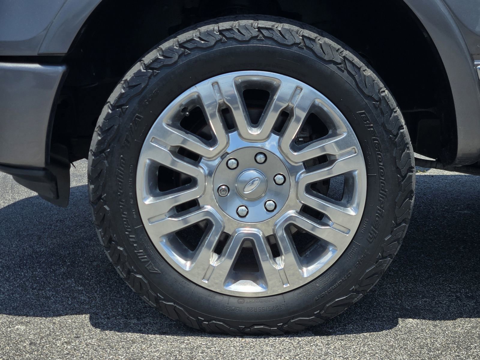 Used 2013 Ford F150 Platinum AWD/4WD image 10