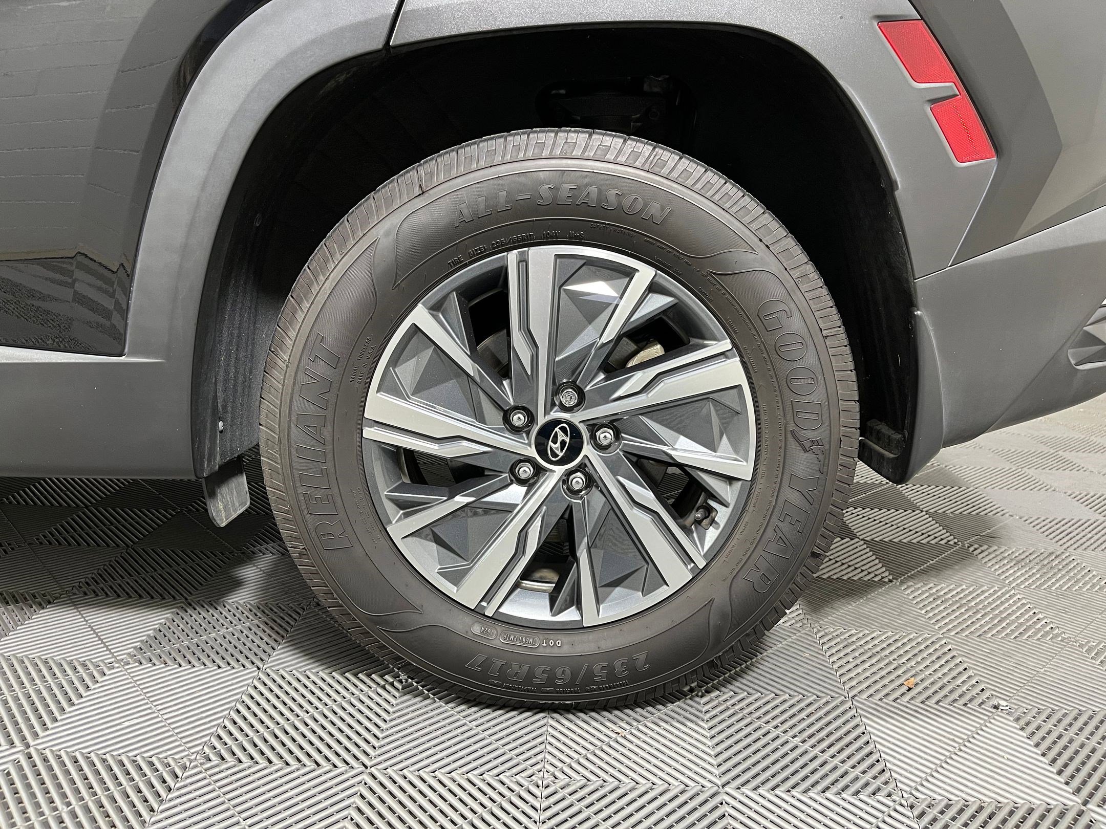 Used 2022 Hyundai Tucson Blue image 18