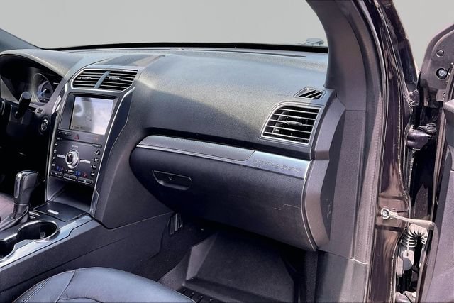 Used 2019 Ford Explorer Sport w/ Equipment Group 401A AWD/4WD image 19