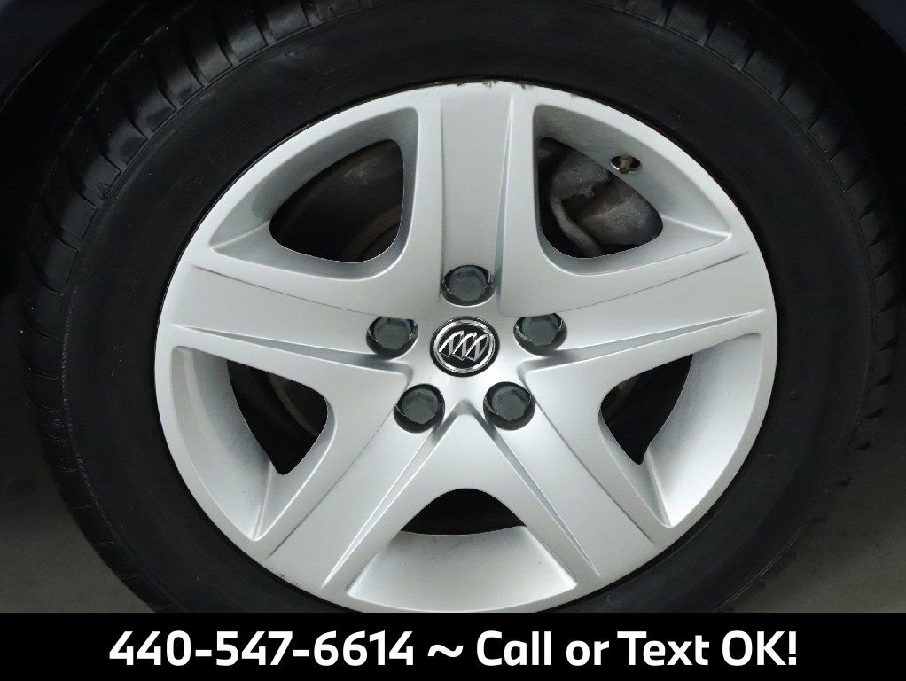 Used 2011 Buick LaCrosse CX image 40