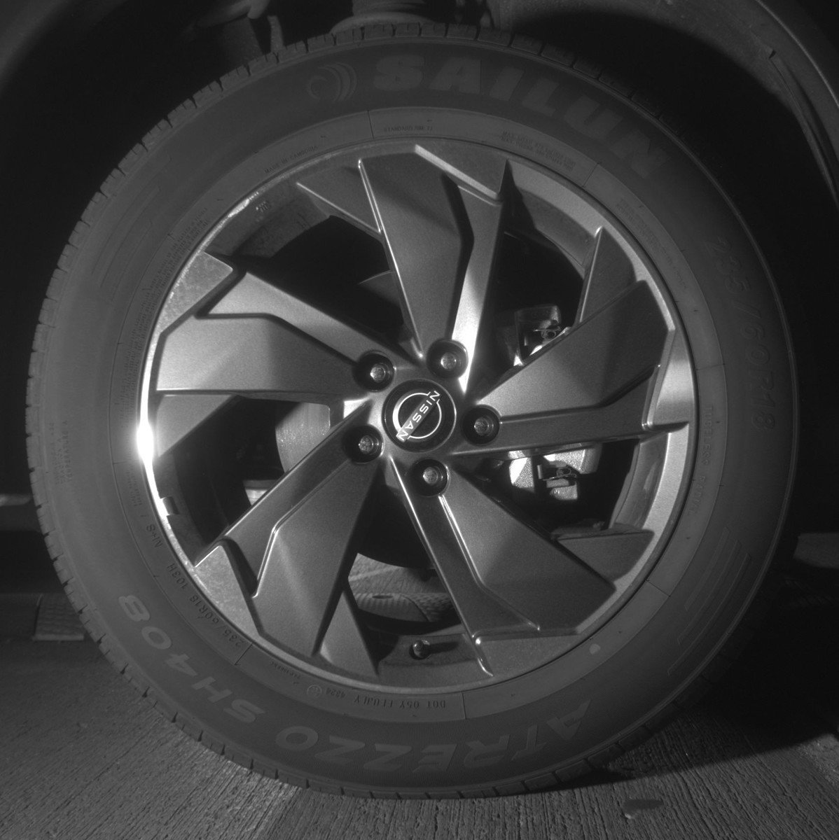 Used 2025 Nissan Rogue SV image 13