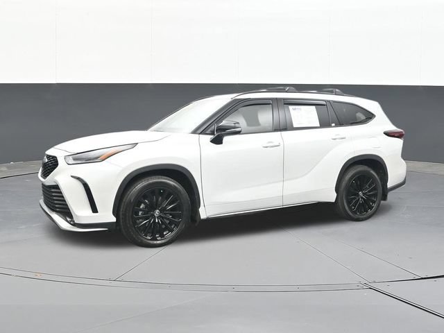 Used 2025 Toyota Highlander XSE AWD/4WD image 7