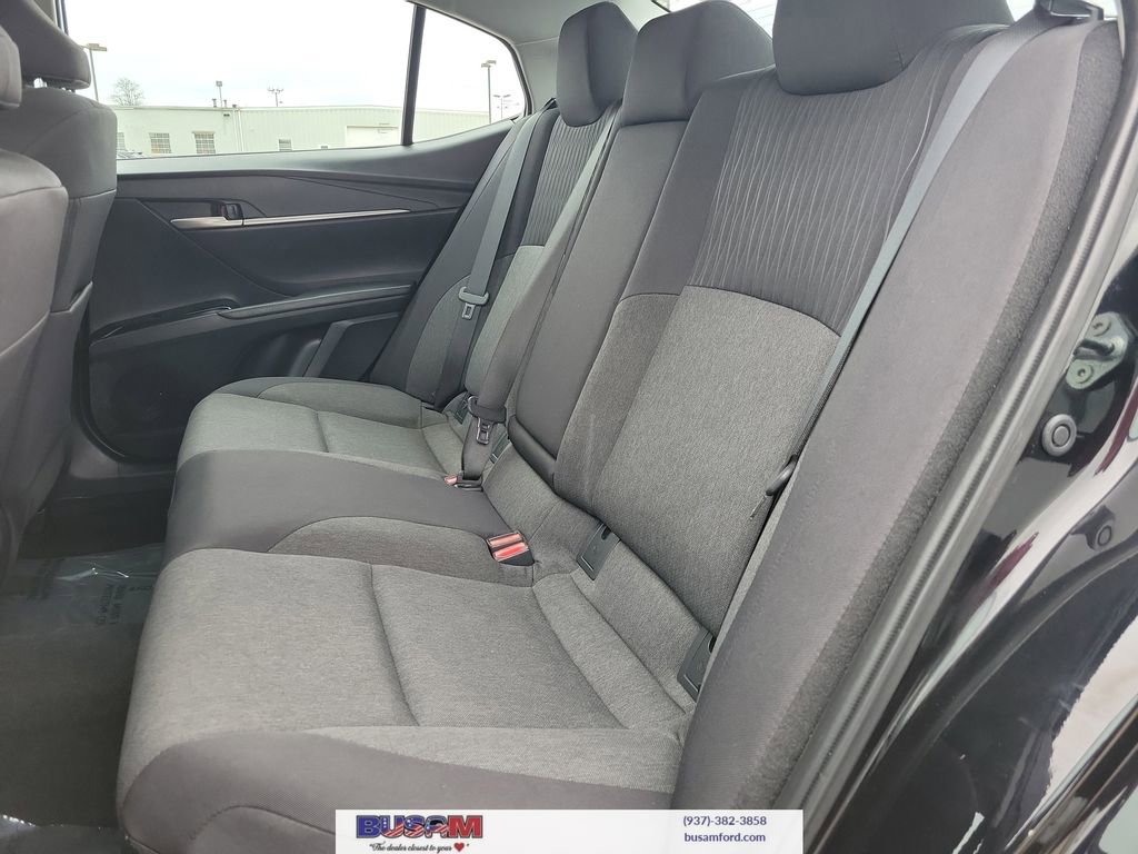 Used 2025 Toyota Camry LE FWD image 9