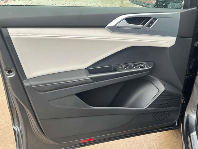 New 2026 Volkswagen Taos S FWD image 11