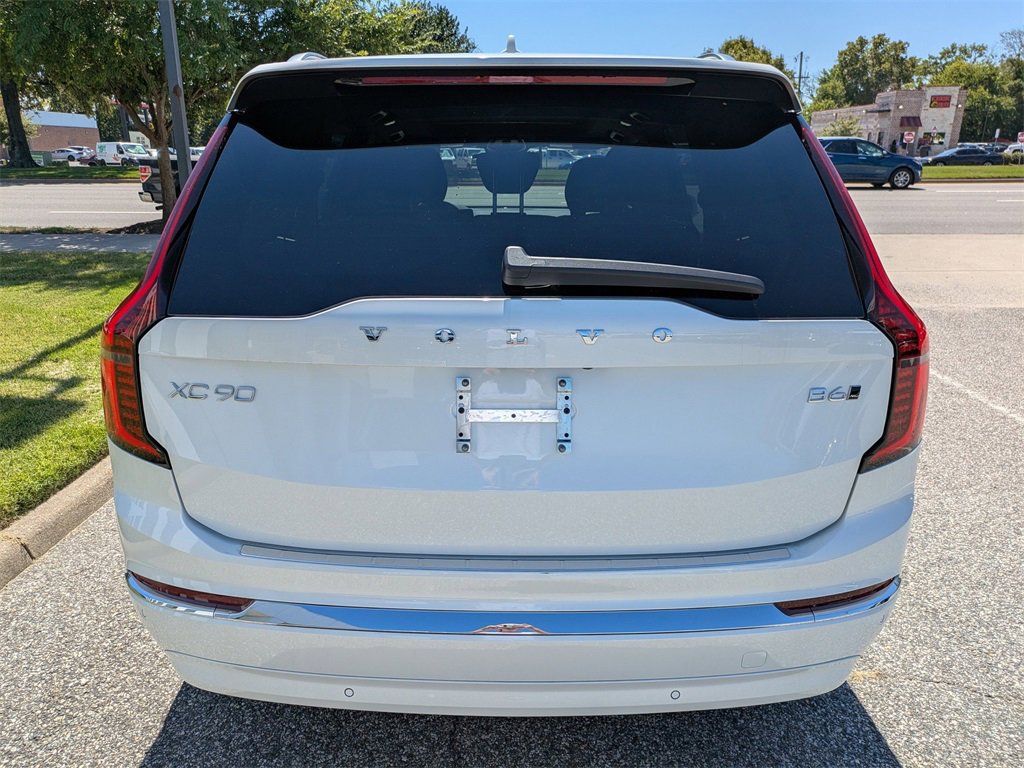 New 2026 Volvo XC90 B6 Plus w/ Protection Package Premier image 5