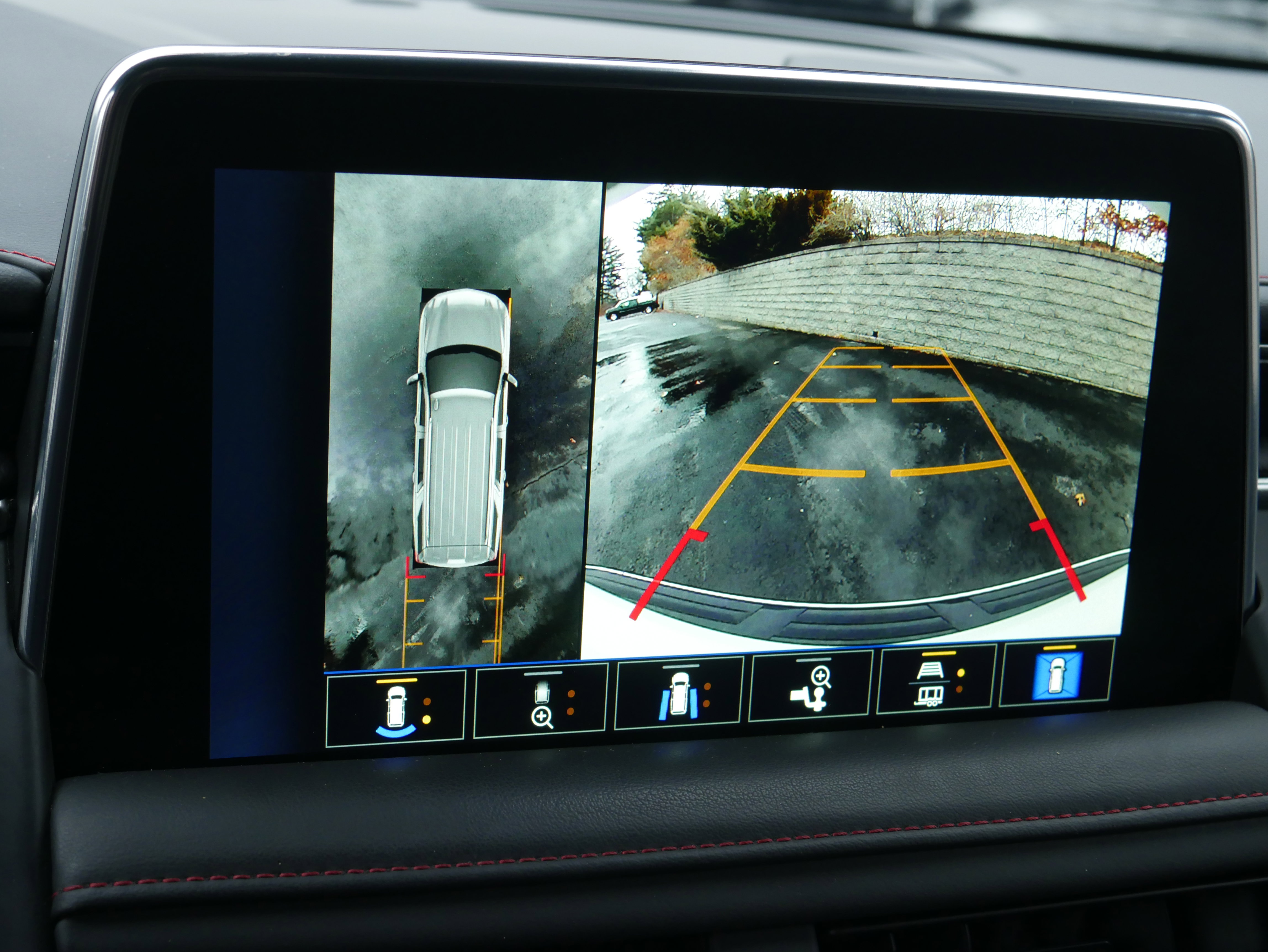 Certified 2023 Chevrolet Suburban RST w/ Luxury Package image 23