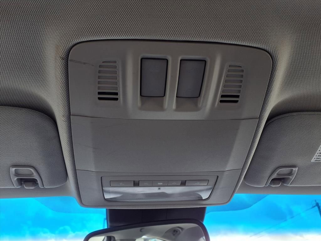 Used 2012 Buick Verano Leather FWD image 26