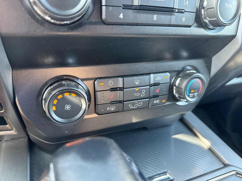 Used 2020 Ford F150 XLT w/ Equipment Group 302A Luxury AWD/4WD image 16