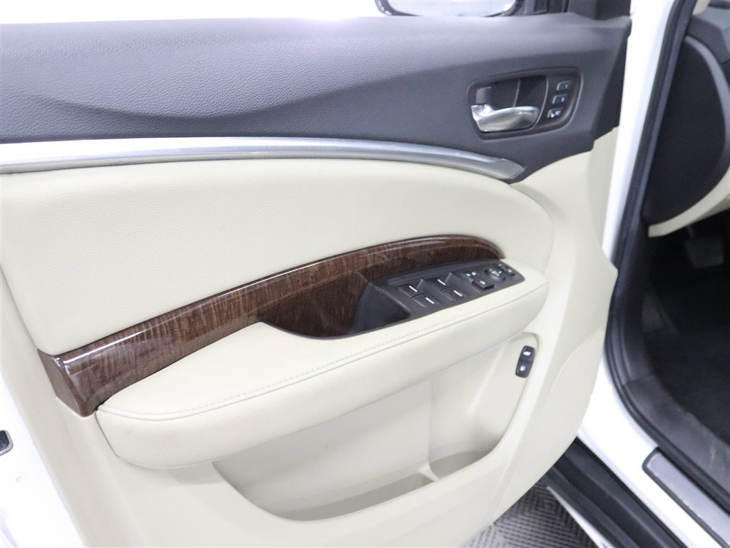 Used 2019 Acura MDX SH-AWD image 15