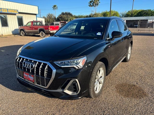 Used 2025 Audi Q3 2.0T Premium image 3