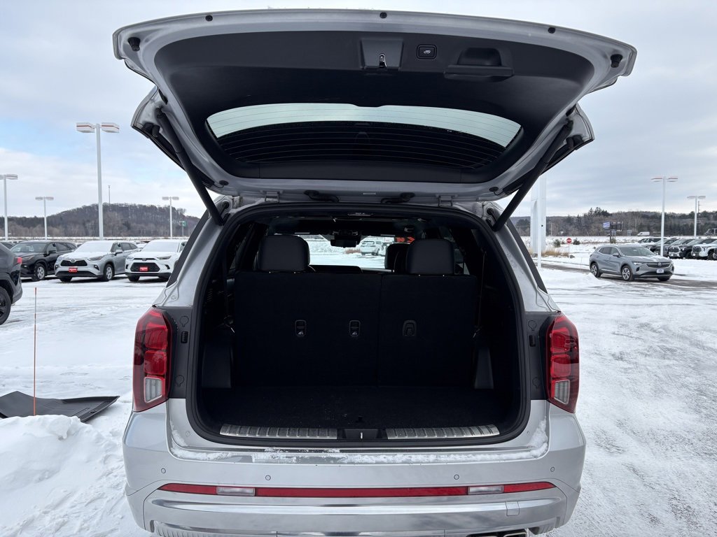 Used 2024 Hyundai Palisade Calligraphy image 4