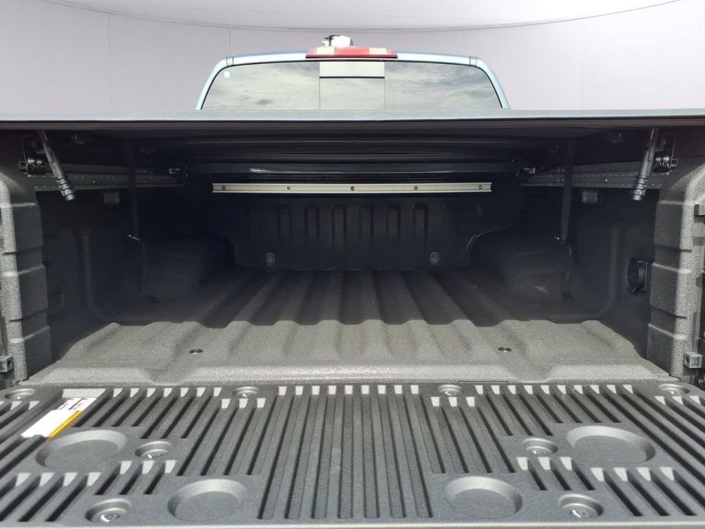 New 2027 Nissan Frontier PRO-4X w/ Pro Premium Package AWD/4WD image 27