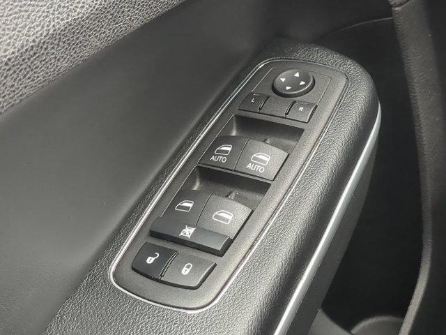 Certified 2023 Chrysler 300 Touring w/ Sport Appearance Package RWD image 26