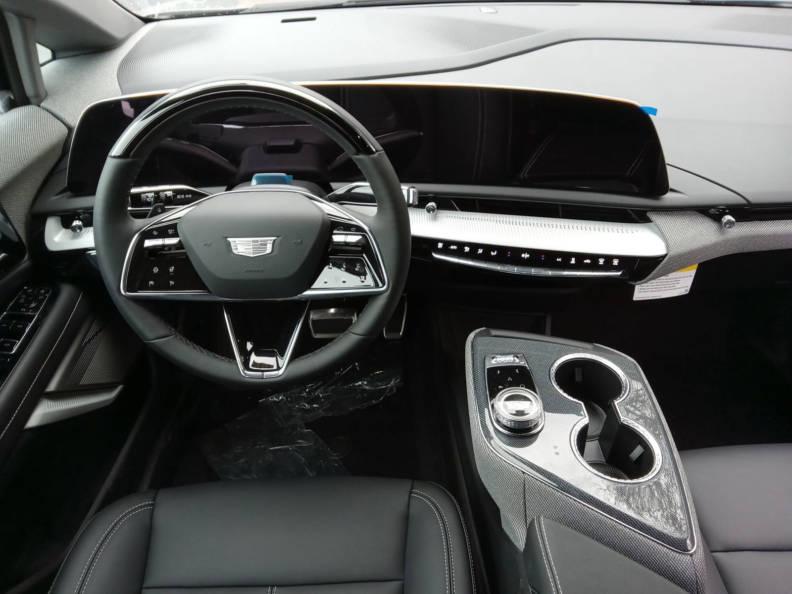 New 2026 Cadillac Optiq Sport 1 image 17