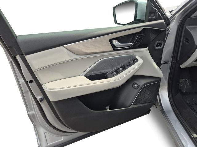 Used 2025 Acura MDX w/ Advance Package image 11