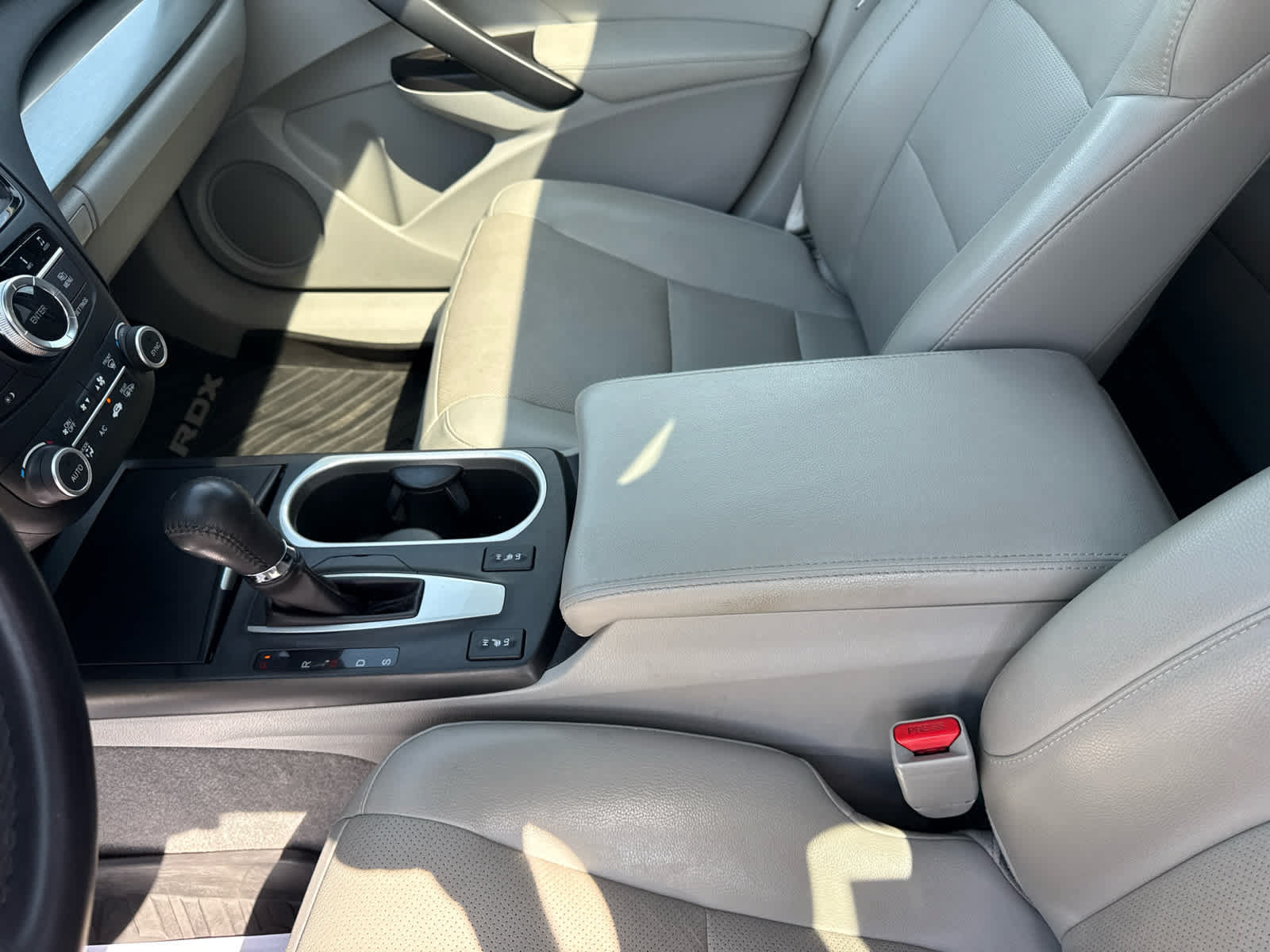 Used 2017 Acura RDX AWD w/ Technology Package image 22