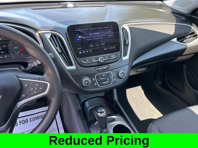 Used 2020 Chevrolet Malibu LS image 22