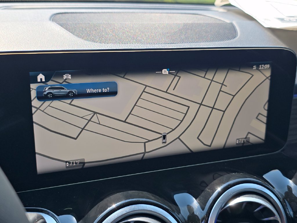 New 2026 Mercedes-Benz GLB 250 4MATIC image 4