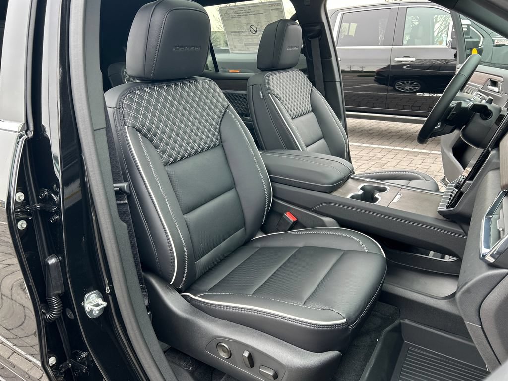 New 2026 GMC Acadia Denali w/ Super Cruise Package AWD/4WD image 52