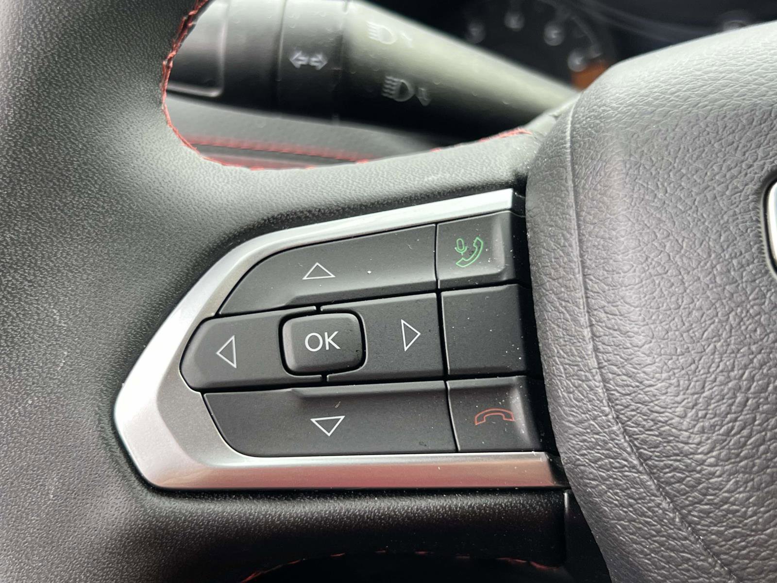 Used 2024 Jeep Compass Trailhawk image 17