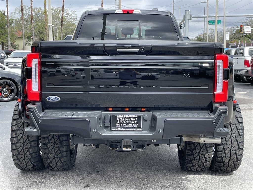 Used 2023 Ford F450 Platinum w/ FX4 Off-Road Package image 9