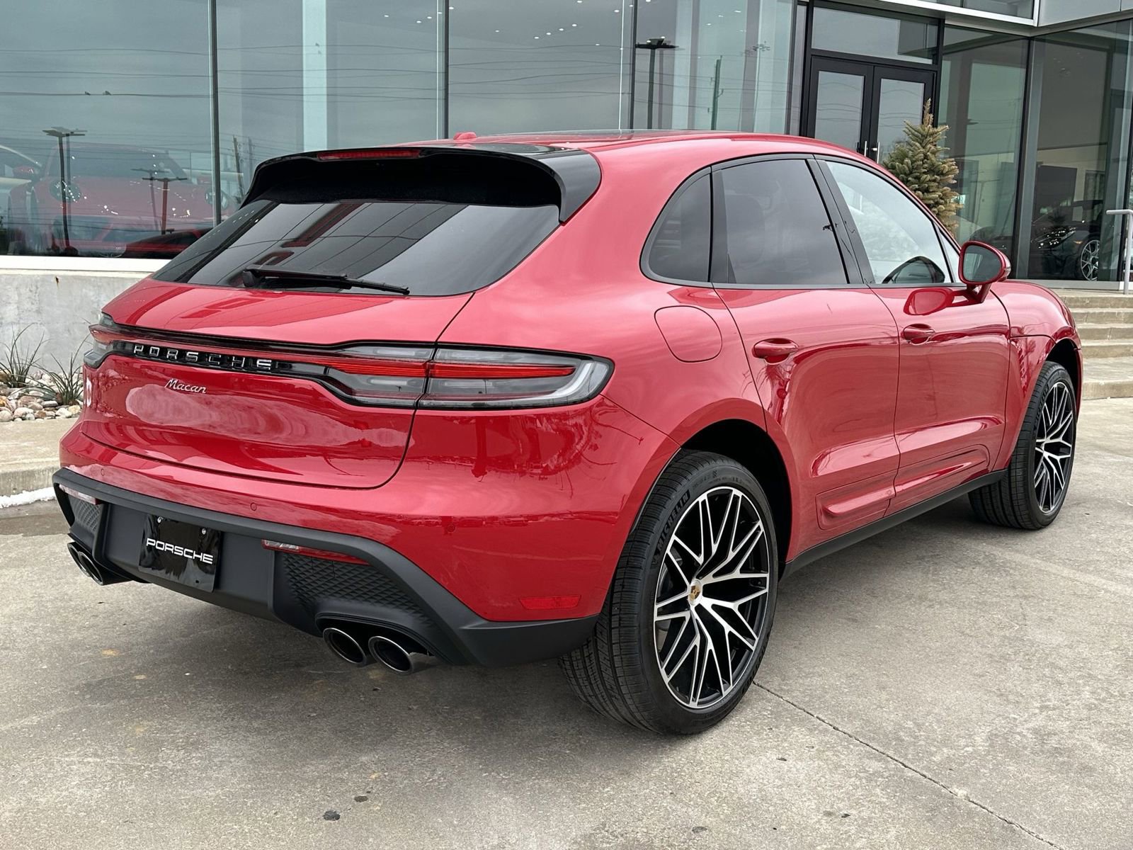 New 2026 Porsche Macan image 7