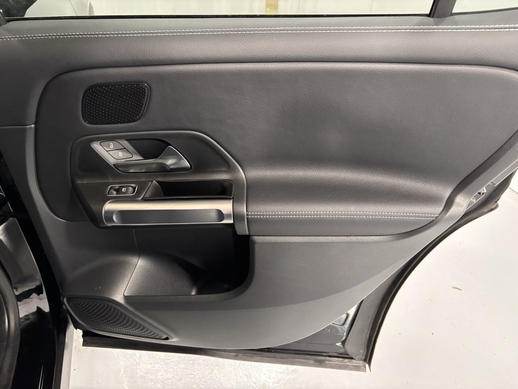 Certified 2025 Mercedes-Benz GLB 250 4MATIC image 26